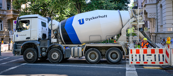 Trenches for Pipes in Wiesbaden Safely Filled – with Dyckerhoff CANADUR
